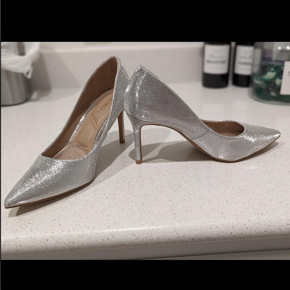 NEW| Metallic Silver Pointed Toe Stilettos Pumps - Picture 8 of 14